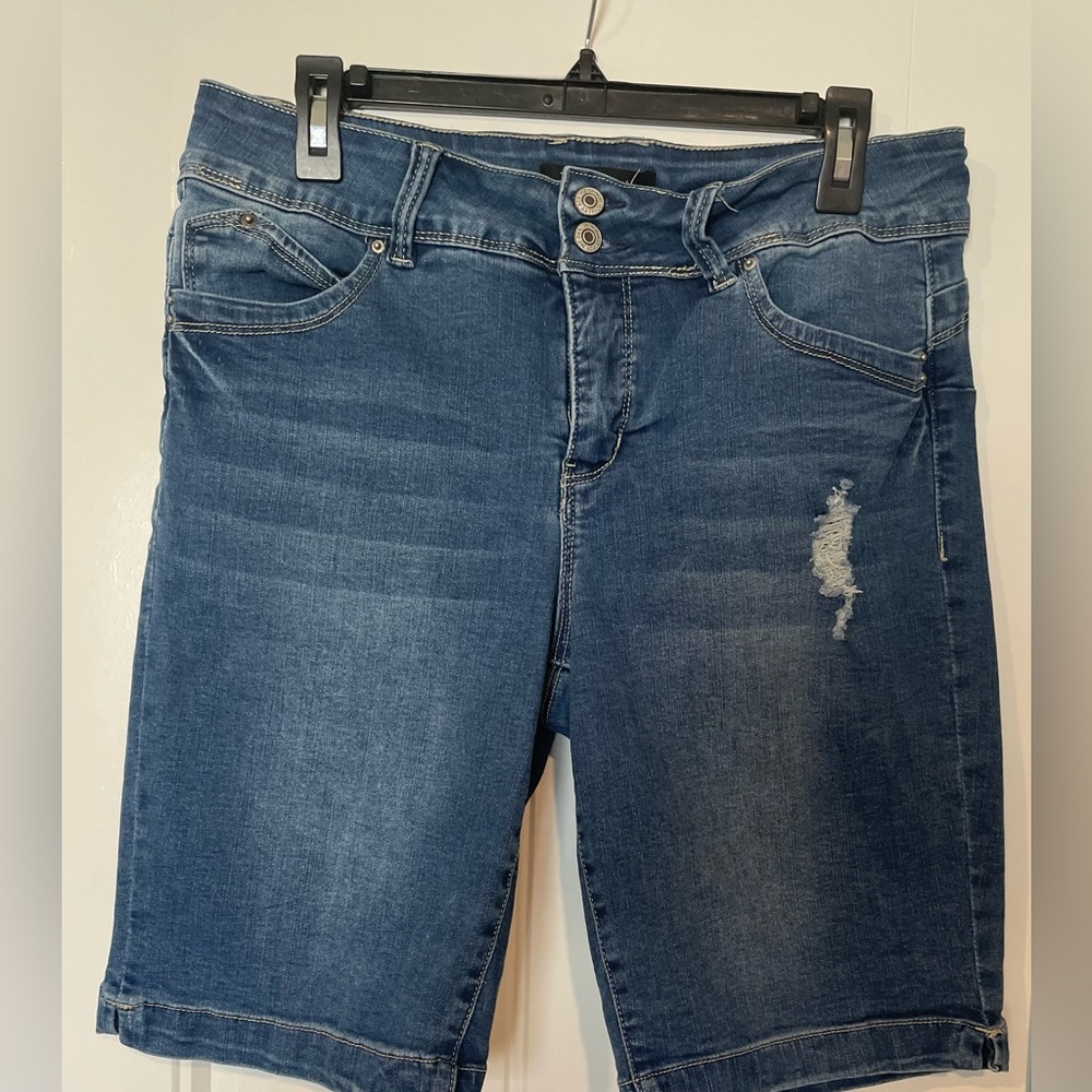 WBB Jean shorts size 12